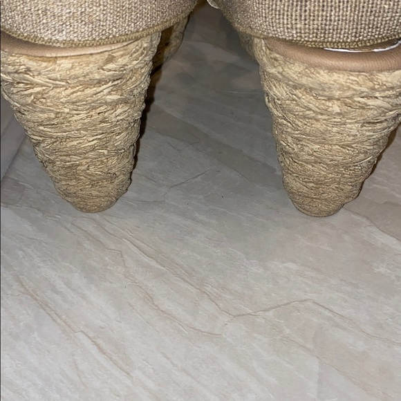 Like new Suede canvas faux rope wedge - Picture 7 of 9